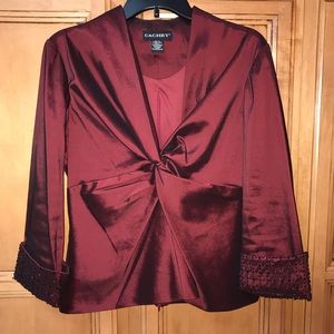 Cachet blouse in a great color